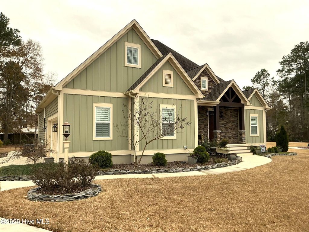 Photo of 301 Saint Charles Lane, Jacksonville, NC 28546 (MLS # 100546497)