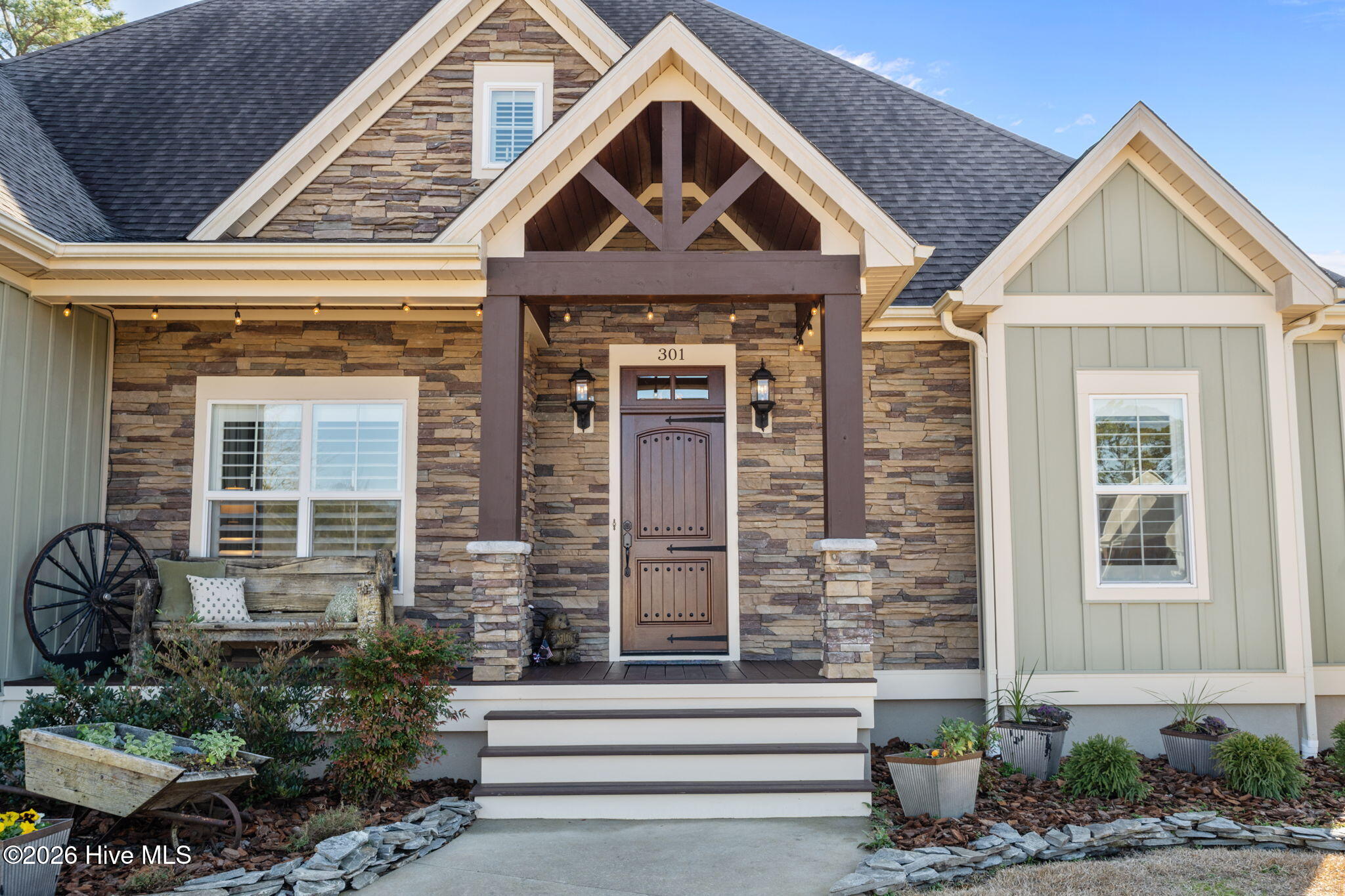 301 Saint Charles Lane