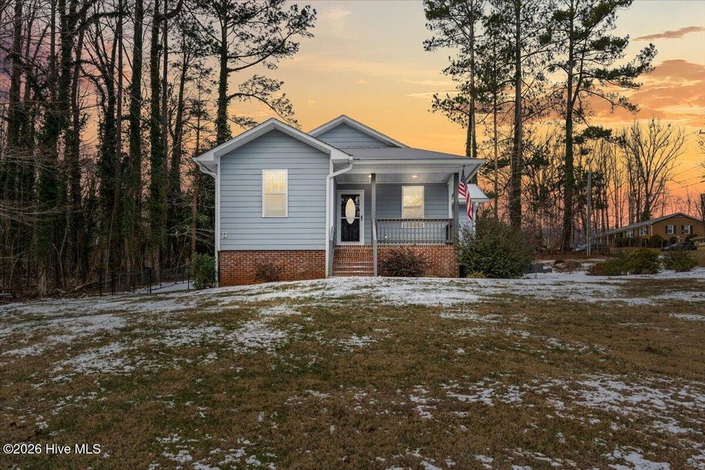 Photo of 707 Lakewood Drive, Siler City, NC 27344 (MLS # 100552433)