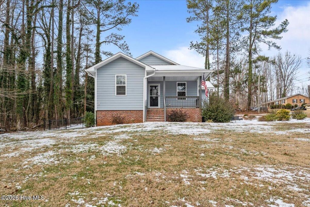 Photo of 707 Lakewood Drive, Siler City, NC 27344 (MLS # 100552433)