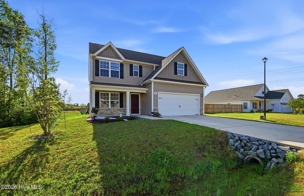 Photo of 697 Poppleton Drive, Hampstead, NC 28443 (MLS # 100568751)