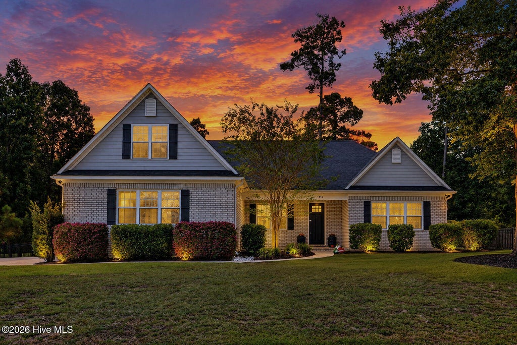 Photo of 646 Crown Pointe Drive, Hampstead, NC 28443 (MLS # 100604120)