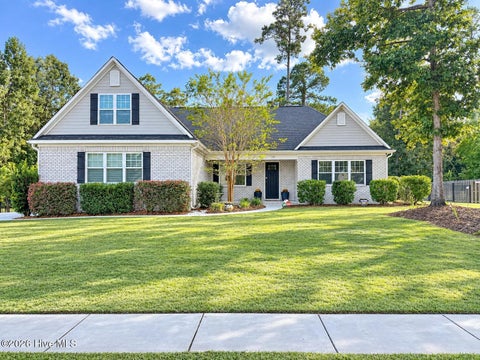 Photo of 646 Crown Pointe Drive, Hampstead, NC 28443 (MLS # 100604120)