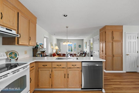 Tiny photo for 306 Brunswick Avenue W, Holden Beach, NC 28462 (MLS # 100611560)