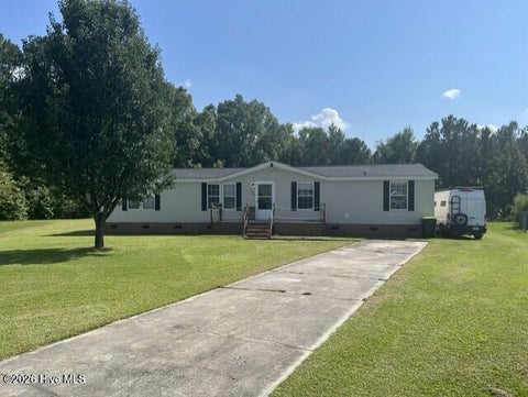 Mobile Home For Sale - 144 Corena Avenue<br/> Onslow County, Maysville, NC 28555
