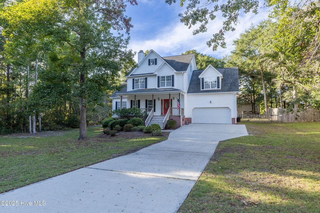 Photo of 119 Shellbank Drive, Sneads Ferry, NC 28460 (MLS # 100534088)