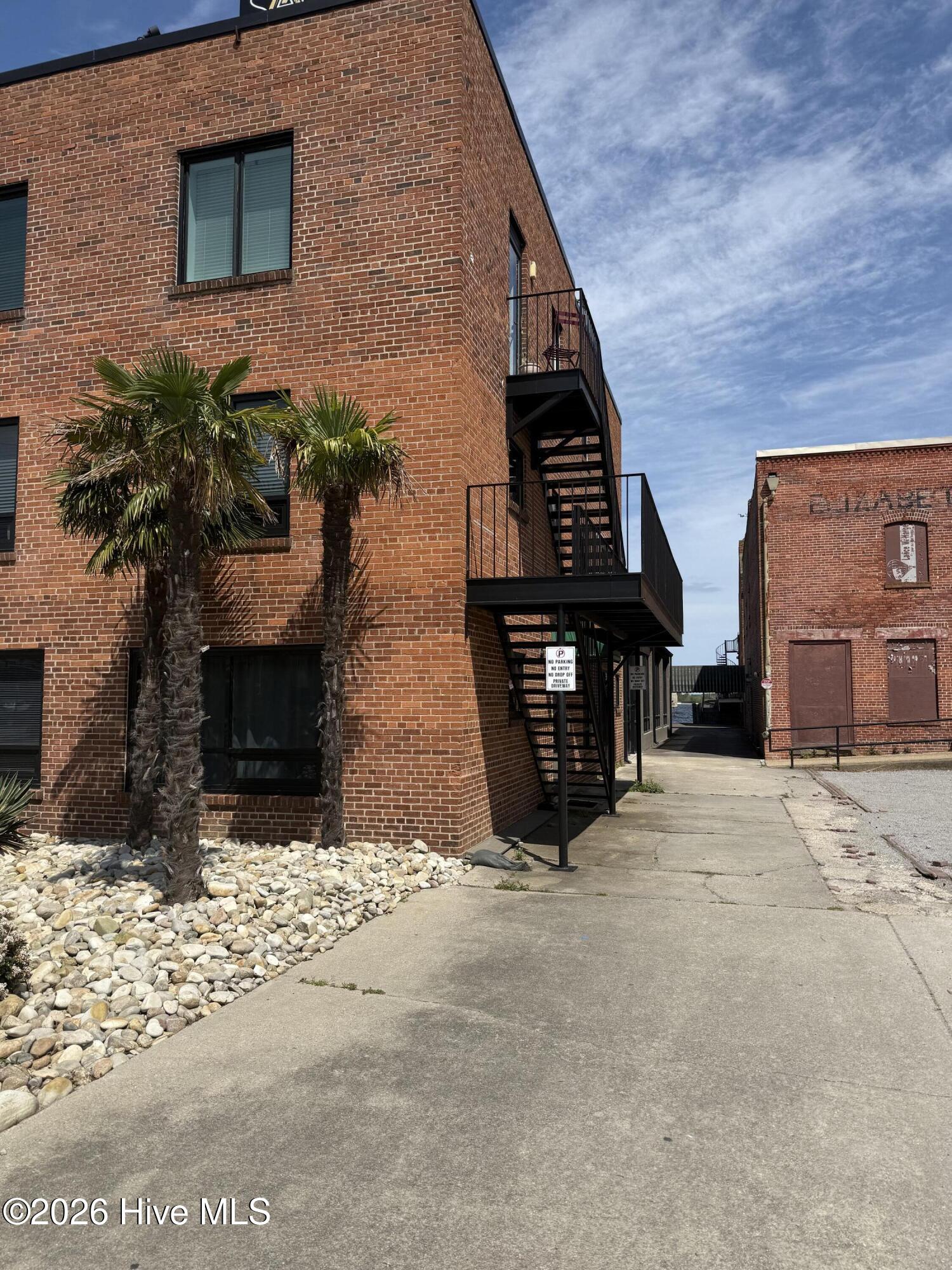 400 S Water Street Suite 302