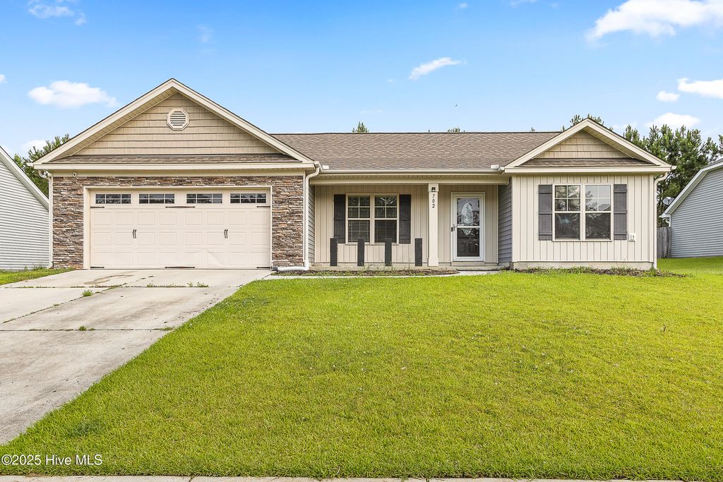 Photo of 702 Jasmine Lane, Jacksonville, NC 28546 (MLS # 100567808)