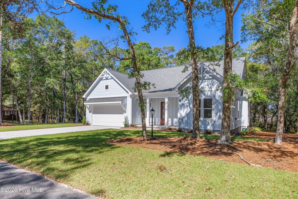 Photo of 634 Pelican Circle SE, Bolivia, NC 28422 (MLS # 100610635)