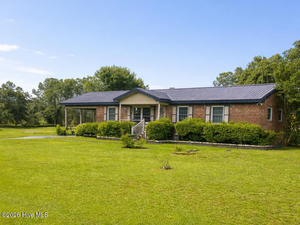 Photo of 458 Bayview Drive, Harkers Island, NC 28531 (MLS # 100563120)