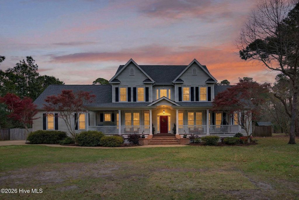 Photo of 113 Deerfield Drive, Hampstead, NC 28443 (MLS # 100563131)