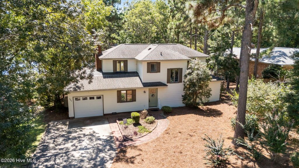 Photo of 103 Edgewater Drive, West End, NC 27376 (MLS # 100547072)