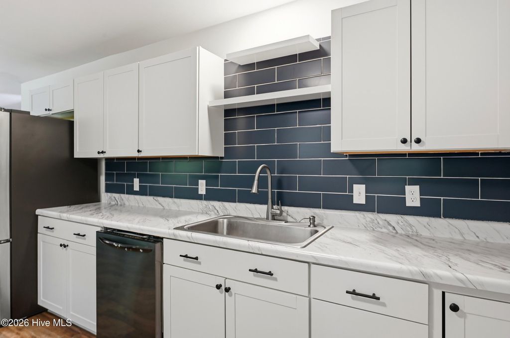 Photo of 721 Vernon Drive, Jacksonville, NC 28540 (MLS # 100566125)