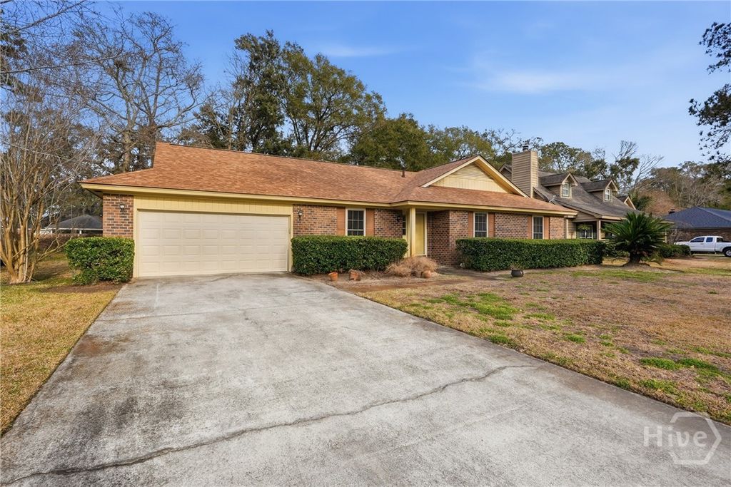 Photo of 920 Moss Drive, Savannah, GA 31401 (MLS # SA350011)