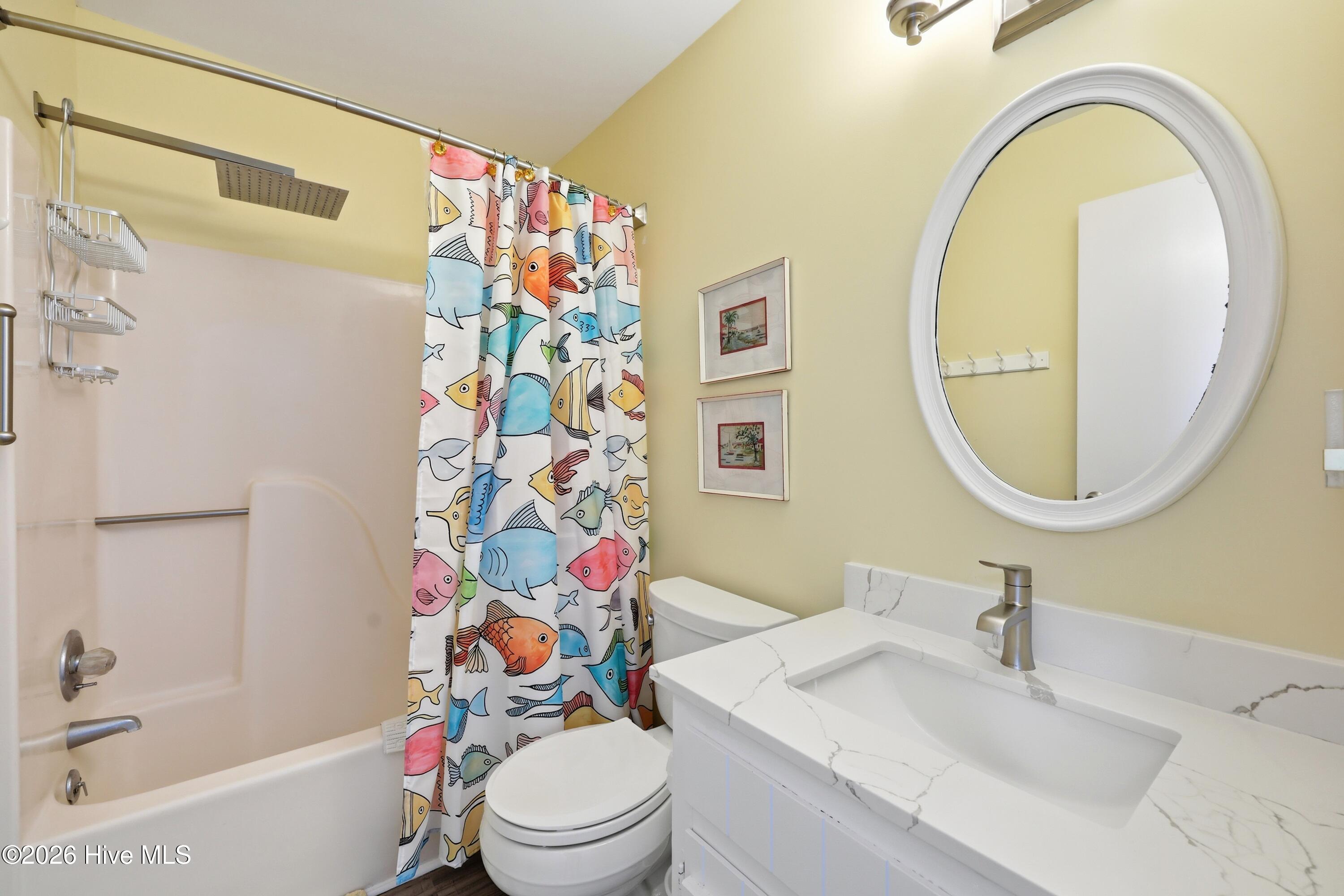 Wake up to ocean views and embrace the coastal lifestyle from this bea – image 21
