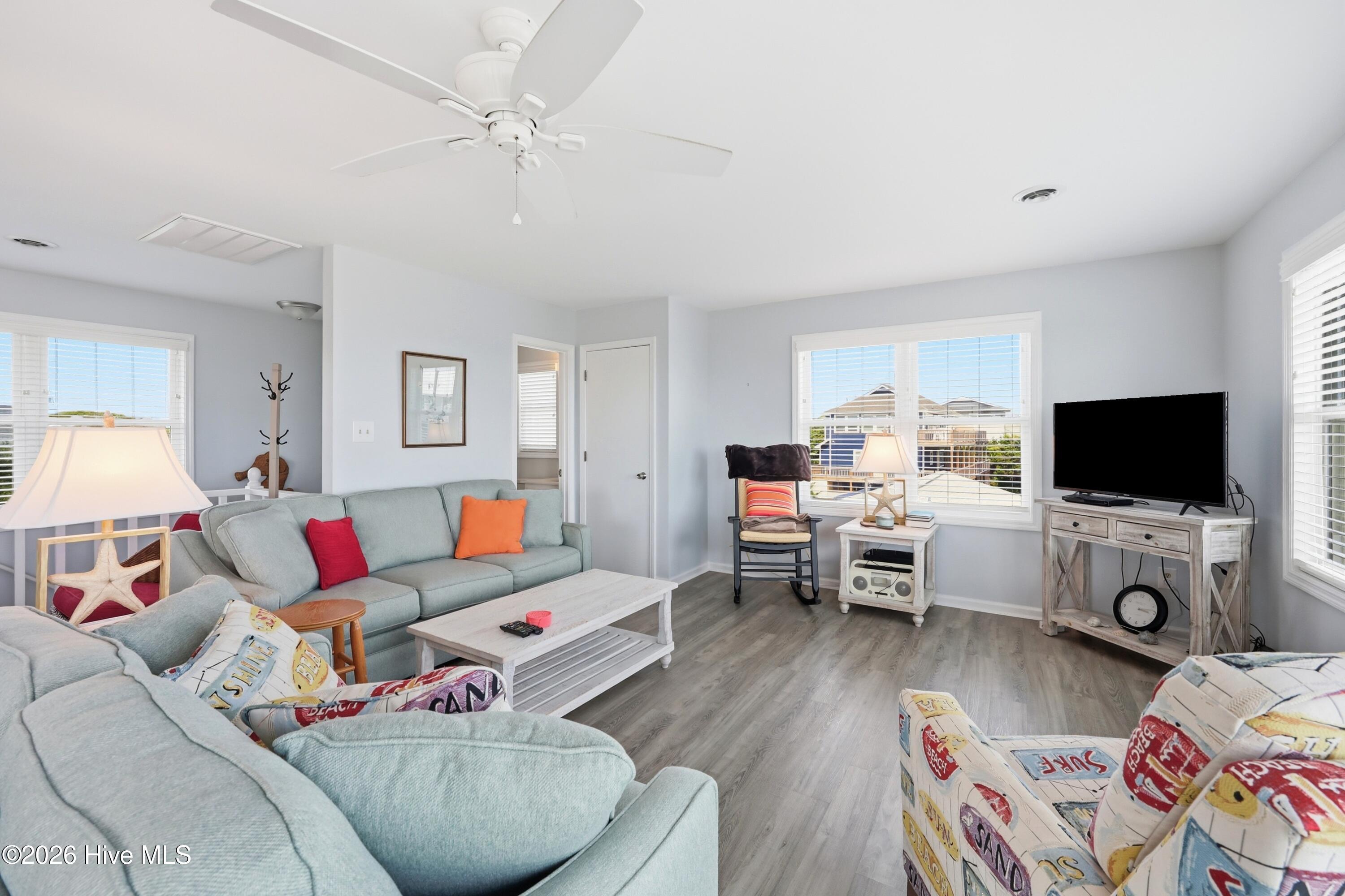 Wake up to ocean views and embrace the coastal lifestyle from this bea – image 39