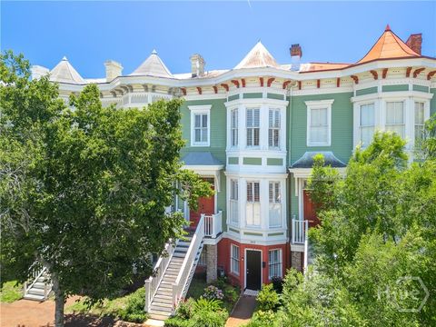 Condo For Sale - 203 E Duffy Street #C<br/> Savannah, GA 31401