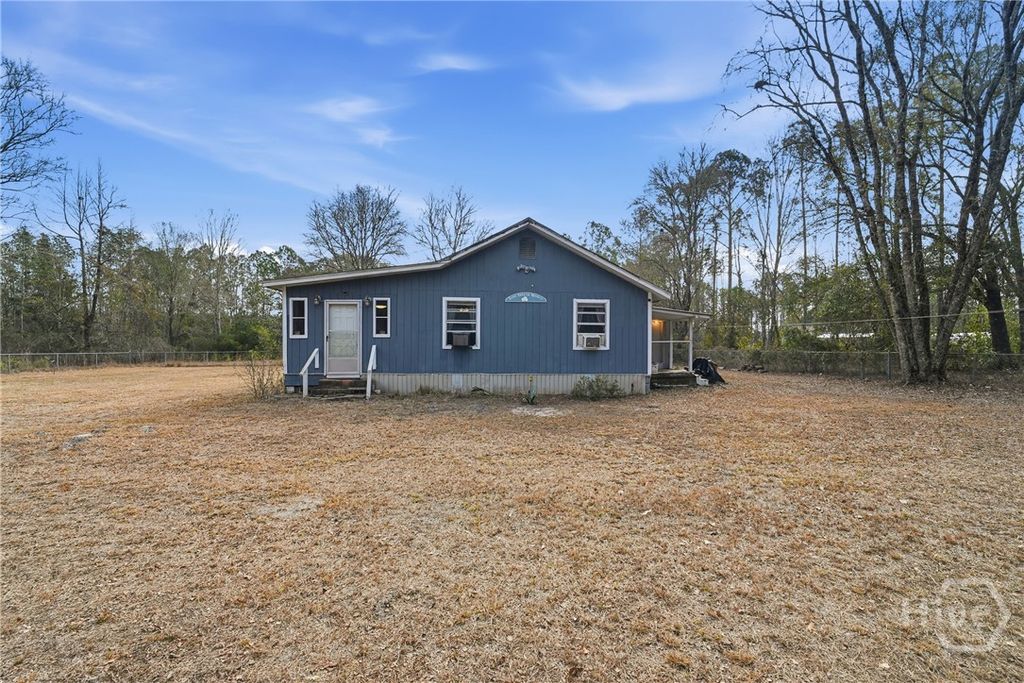 Photo of 279 Outback Loop Loop, Hoboken, GA 31542 (MLS # SA347774)