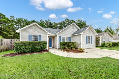 Homes For Sale - 1148 Amber Pines Drive<br/> Leland, NC 28451
