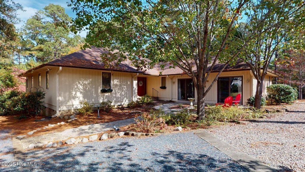 Photo of 57 Cardinal Drive, Whispering Pines, NC 28327 (MLS # 100540066)