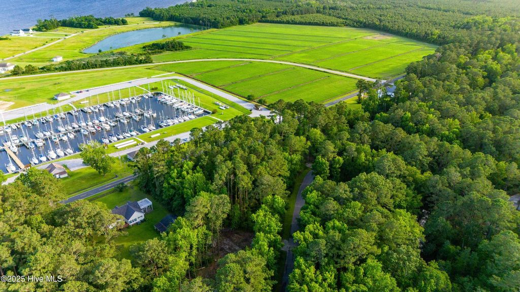 Photo of 3 Fairwinds Drive, Oriental, NC 28571 (MLS # 100514395)