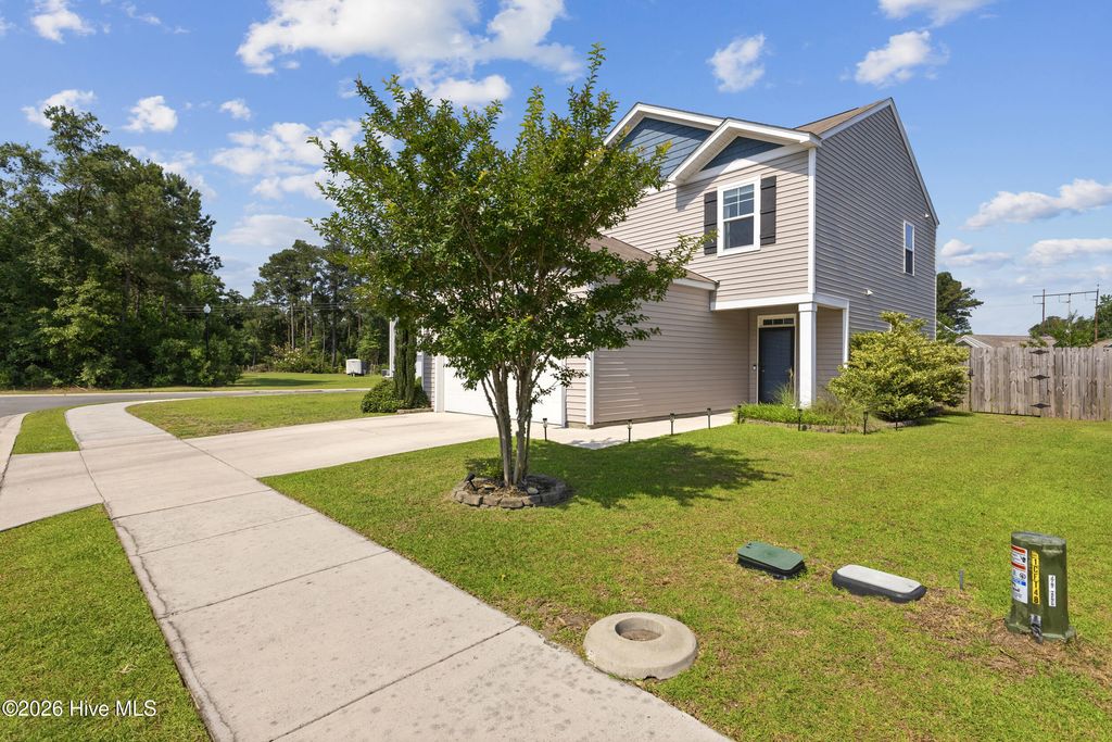 Photo of 9741 Woodriff Circle NE, Leland, NC 28451 (MLS # 100580492)
