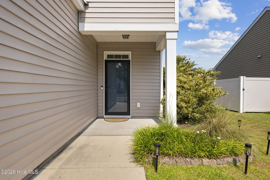 Photo of 9741 Woodriff Circle NE, Leland, NC 28451 (MLS # 100580492)