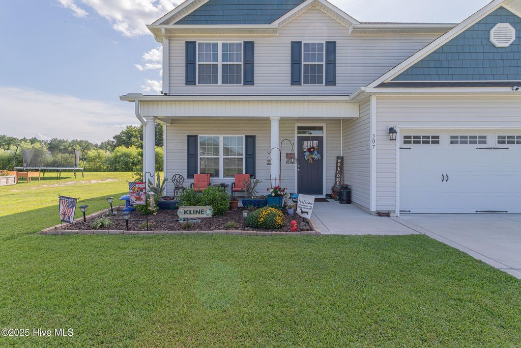 Photo of 307 Lonesome Dove Court, Maysville, NC 28555 (MLS # 100521564)