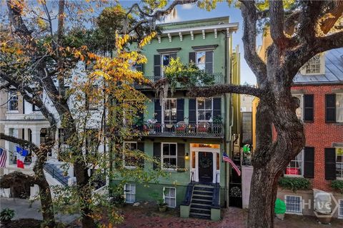 Condo For Sale - 15 E Jones Street #3B<br/> Chatham County, Savannah, GA 31401