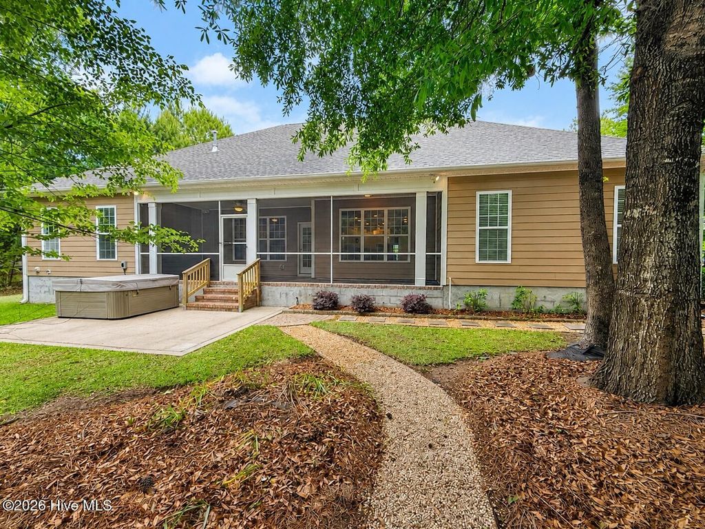 Photo of 39 Excalibur Point, Hampstead, NC 28443 (MLS # 100572101)