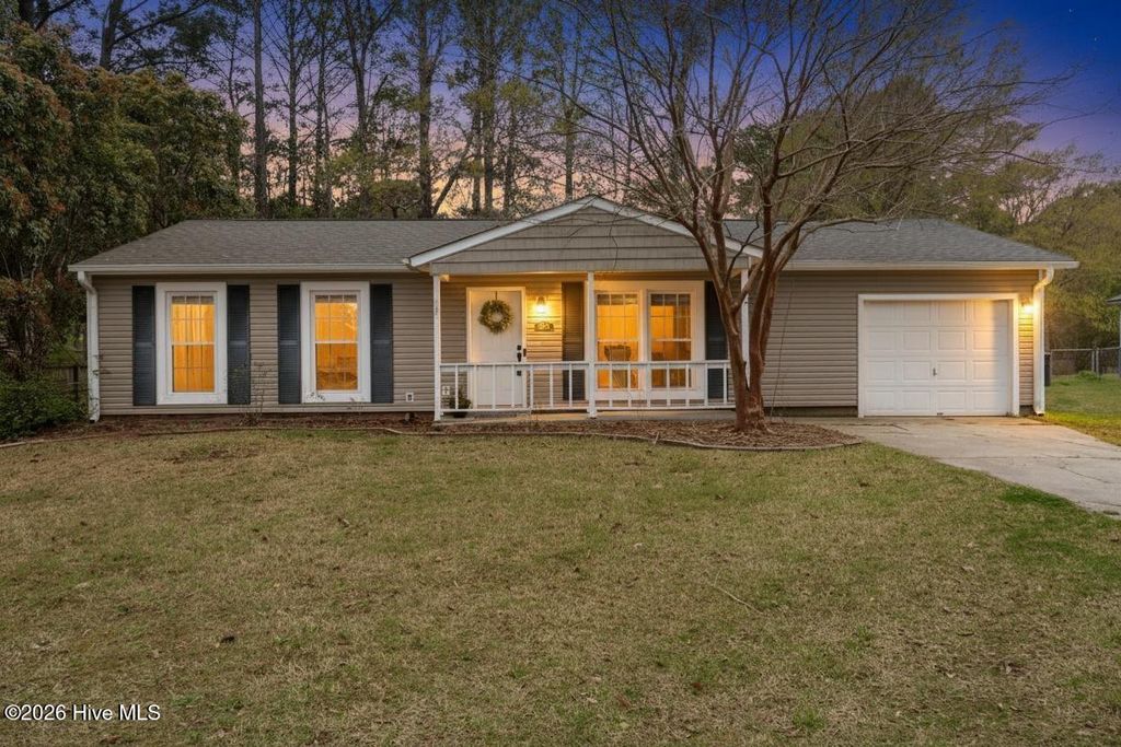 Photo of 625 Shadowridge Road, Jacksonville, NC 28546 (MLS # 100563238)