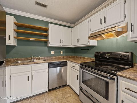 Tiny photo for 625 Shadowridge Road, Jacksonville, NC 28546 (MLS # 100563238)