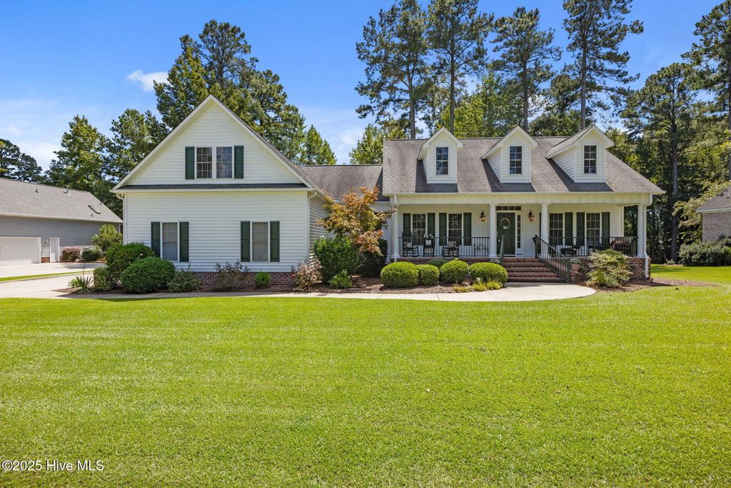 Photo of 205 Emmen Road, New Bern, NC 28562 (MLS # 100527721)