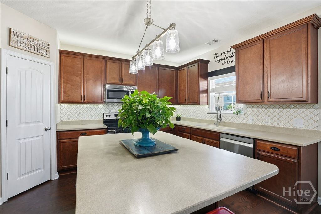 Photo of 47 Rhett Lane, Richmond Hill, GA 31324 (MLS # SA341660)