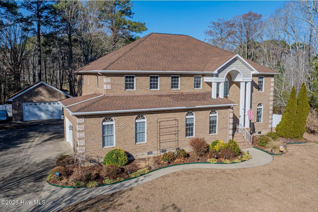 Photo of 906 Broomfield Trail, Elizabeth City, NC 27909 (MLS # 100551954)