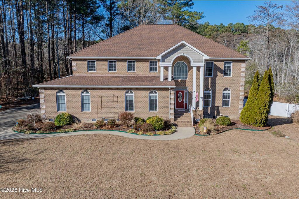 Photo of 906 Broomfield Trail, Elizabeth City, NC 27909 (MLS # 100551954)