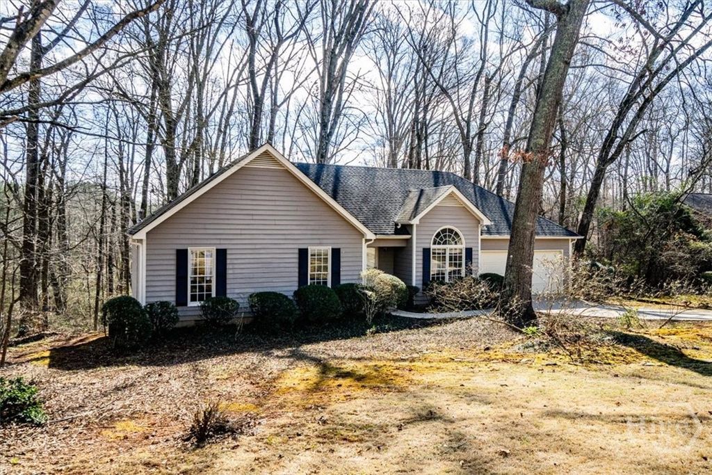 Photo of 385 Brookstone Drive, Athens, GA 30605 (MLS # CL347333)