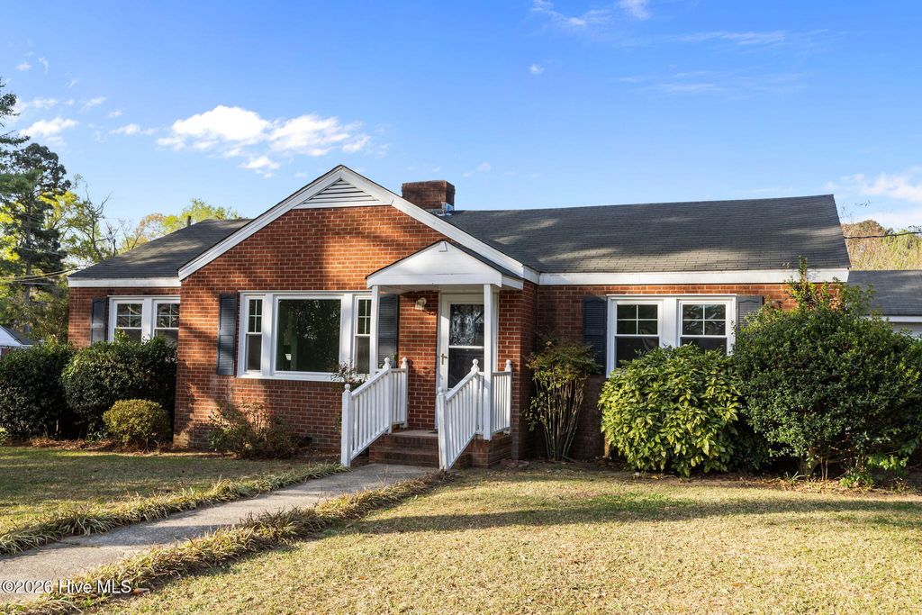 Photo of 1310 Cotten Road, Greenville, NC 27858 (MLS # 100562657)