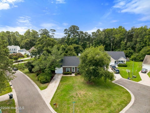 Tiny photo for 2704 Manor Court, Wilmington, NC 28405 (MLS # 100584579)