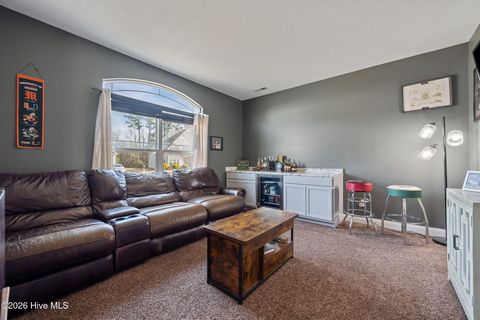 Tiny photo for 304 Bear Run, Maple Hill, NC 28454 (MLS # 100550574)