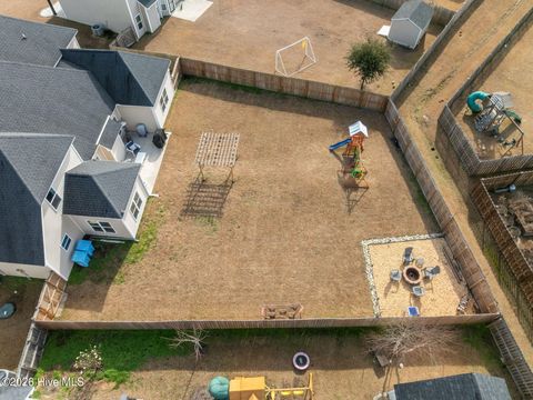 Tiny photo for 304 Bear Run, Maple Hill, NC 28454 (MLS # 100550574)