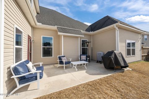 Tiny photo for 304 Bear Run, Maple Hill, NC 28454 (MLS # 100550574)