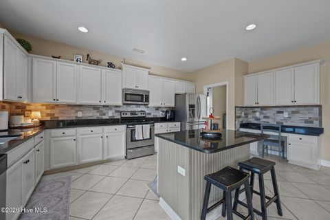 Tiny photo for 304 Bear Run, Maple Hill, NC 28454 (MLS # 100550574)