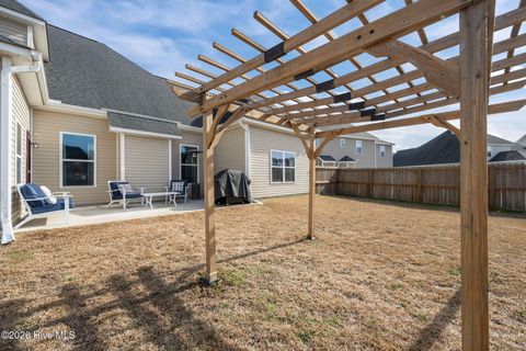 Tiny photo for 304 Bear Run, Maple Hill, NC 28454 (MLS # 100550574)