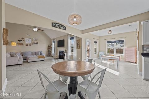 Tiny photo for 304 Bear Run, Maple Hill, NC 28454 (MLS # 100550574)