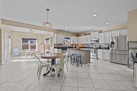 Tiny photo for 304 Bear Run, Maple Hill, NC 28454 (MLS # 100550574)