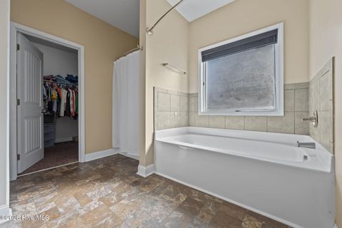 Tiny photo for 304 Bear Run, Maple Hill, NC 28454 (MLS # 100550574)