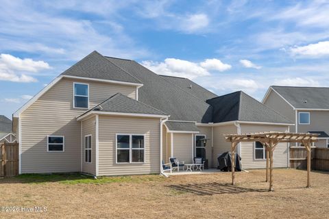 Tiny photo for 304 Bear Run, Maple Hill, NC 28454 (MLS # 100550574)