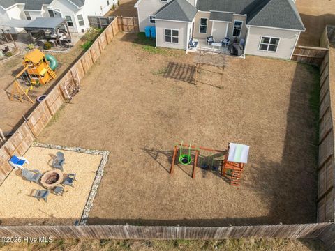 Tiny photo for 304 Bear Run, Maple Hill, NC 28454 (MLS # 100550574)