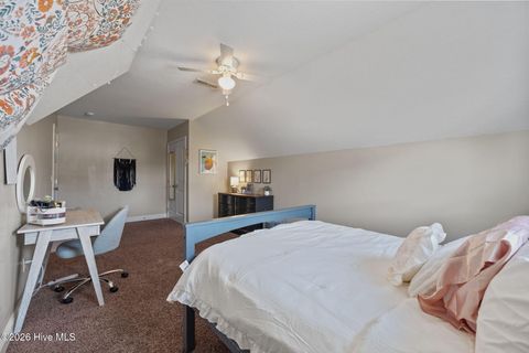 Tiny photo for 304 Bear Run, Maple Hill, NC 28454 (MLS # 100550574)